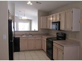 3br/2ba Single Family House - Chandler in Chandler, AZ (Photo 5 of 7)