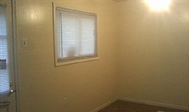 Royal Oak, 3 Bdr, 1 ½ Bath Duplex (townhouse Sty in Royal Oak, MI (Photo 3 of 5)