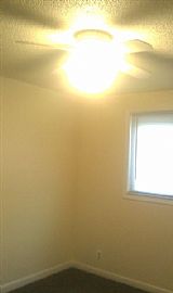 Royal Oak, 3 Bdr, 1 ½ Bath Duplex (townhouse Sty in Royal Oak, MI (Photo 4 of 5)