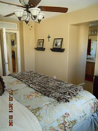 $1100 /1500ft² - Immaculate 3 Bd, 2 1/2 Ba in Anthem, AZ (Photo 4 of 4)