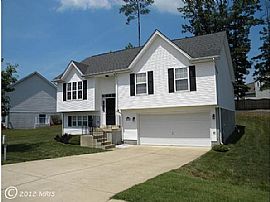 Immaculate and Well Cared Home in Lexington Park, MD