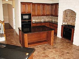 Beautiful Village Builders Plan, 4 Beds, 3 1/2 Baths in Austin, TX (Photo 3 of 10)