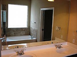 Beautiful Village Builders Plan, 4 Beds, 3 1/2 Baths in Austin, TX (Photo 6 of 10)