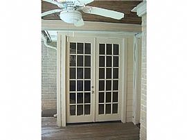 Elegant .4 Bd,4.2 Baths.3 Car Garage in Houston, TX (Photo 7 of 9)