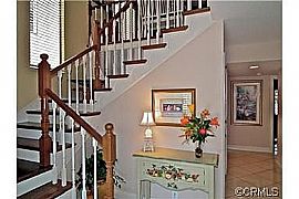 Spacious Home For Rent in Long Beach, CA (Photo 2 of 12)