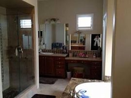 3 Bedrooms 2 Bathrooms in Sparks, NV (Photo 6 of 10)