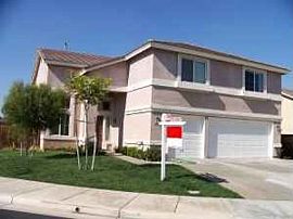 Amazing Murrieta Home in Gated Community  in Murrieta, CA