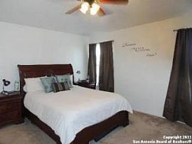 3br/2ba Single Family House - San Antonio in San Antonio, TX (Photo 7 of 12)