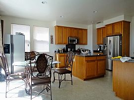 Large 4 Bdrm 2.5 Bath in Gated Community in Stockton, CA (Photo 2 of 4)