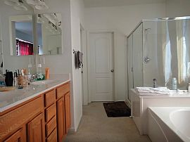 Large 4 Bdrm 2.5 Bath in Gated Community in Stockton, CA (Photo 4 of 4)