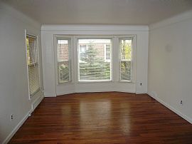 3 Bedroom Bungalow Birmingham Schools in Beverly Hills, MI (Photo 5 of 10)