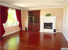 Spacious Home For Rent in Irvine, CA (Photo 4 of 9)