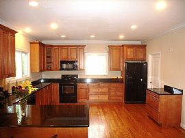 Newer 4br/4.5ba 2-Story 4400 Sq.Ft. House Ladue Schools in Olivette, MO (Photo 4 of 11)