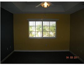 Stunning Forest Lakes Townhouse in Kendall, Miami. in Miami, FL (Photo 9 of 12)