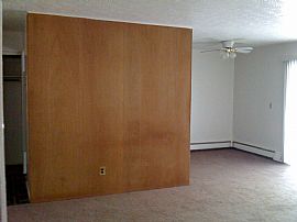 Quiet Cove Apts (1 Bdr) in East Cleveland, OH (Photo 2 of 6)