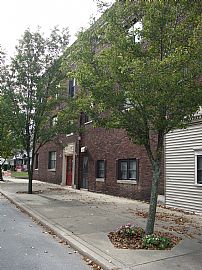 Eastlake Apts (loft and Garden Style Suites) in Cleveland, OH