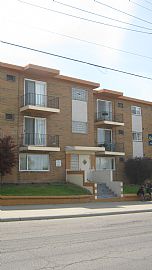 Superior Club (2 Bdr) in East Cleveland, OH (Photo 3 of 8)