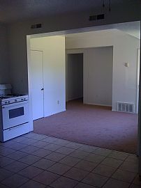 Clinic View Apts (huge Suites) in Cleveland, OH (Photo 4 of 7)