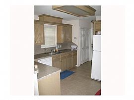 Well Maintained 3 Bedroom, 2 Bath Home in Castlegate Subdivisio in College Station, TX (Photo 4 of 7)