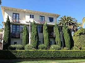 This Spacious 4bd 4.5bth Home in Santa Barbara, CA