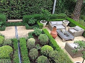 This Spacious 4bd 4.5bth Home in Santa Barbara, CA (Photo 3 of 7)