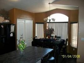 3br/2ba Single Family House - Phoenix in Phoenix, AZ (Photo 3 of 11)