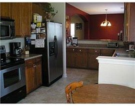 Furnished Beautiful 3bedrooms 2 Full, 1 Partialbathrooms	 in Savannah, GA (Photo 5 of 12)