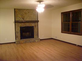 3br 2ba Ranch Ready to Rent Close to 575 Nice! in Canton, GA (Photo 11 of 12)