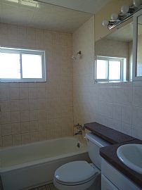 Beautiful 3 Bedroom Home in Madison Heights, MI (Photo 5 of 5)