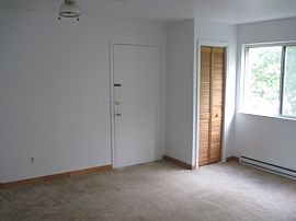 Beautiful Condo For Rent  in Stratford, CT (Photo 7 of 8)