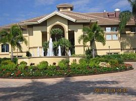 Fully Furnished 3 Br 2 Bath Single Family Home in Fort Myers, FL (Photo 12 of 12)