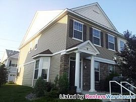 Amazing 3br/3bh Townhouse in Little Canada, MN
