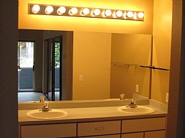 River Front Living - Quiet Courtyard Condo  in Portland, OR (Photo 3 of 4)