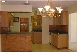 Lovely Single Family Home. Move-In-Ready. in Roswell, NM (Photo 3 of 6)