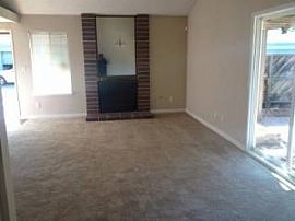 3br/2ba Single Family House - West Sacramento in West Sacramento, CA (Photo 3 of 4)