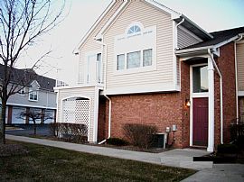 26 Mile Vandyke Condo in Shelby Township, MI