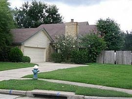 Beautiful Home on Corner Lot with a Pool in Houston, TX