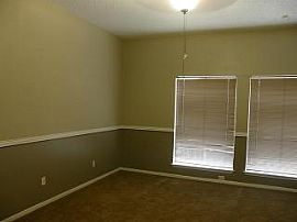 Beautiful Home on Corner Lot with a Pool in Houston, TX (Photo 4 of 5)