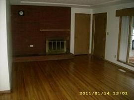 3br/2ba Single Family House - Portland in Portland, OR (Photo 2 of 3)