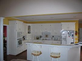 5 Bedroom/ 4.5 Bath - Finished Basement - Pool - Great For Larg in Talladega, AL (Photo 7 of 9)