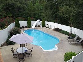 5 Bedroom/ 4.5 Bath - Finished Basement - Pool - Great For Larg in Talladega, AL (Photo 9 of 9)