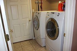 Single Family Dwelling Wit Large Great Rooms 4 Bd / 3.0 Ba in Sierra Vista, AZ (Photo 7 of 12)