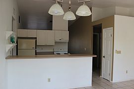 Must Not Miss Single Family Residence 2 Bd / 2.0 Ba in Sierra Vista, AZ (Photo 6 of 12)