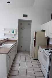 Must Not Miss Single Family Residence 2 Bd / 2.0 Ba in Sierra Vista, AZ (Photo 7 of 12)