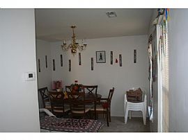 3 Bed 2.5 Bath Single Family House For Rent in Chester, VA (Photo 5 of 10)