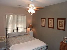 3bed/2bath Single Family Gorgeous Home in Gilbert, AZ (Photo 11 of 12)