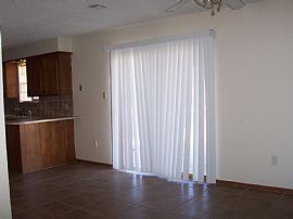 Nice Home in Lee West in Lawton, OK (Photo 6 of 12)