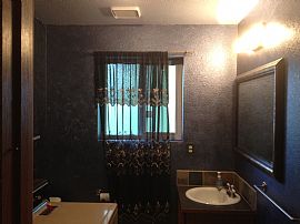 Split Level Home on 3/4 Acre Near I5   in Chehalis, WA (Photo 2 of 9)