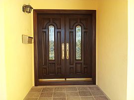 3 Bedroom, 2 Bath Beautiful Granada Hills House in Granada Hills, CA (Photo 2 of 12)