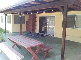 3 Bedroom, 2 Bath Beautiful Granada Hills House in Granada Hills, CA (Photo 9 of 12)